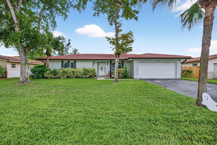 Property Photo:  10775 NW 40th St  FL 33065