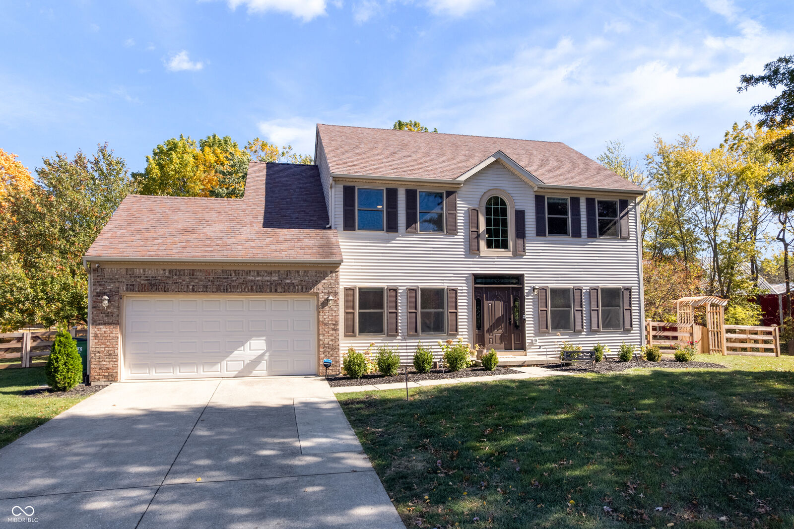 Property Photo: 3630 Eaglewood Court IN 46033