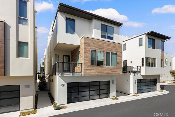 Property Photo: 77 Ebb Tide Circle CA 92663