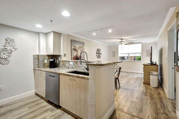 Property Photo: 1801 N Flagler Drive 211 FL 33407