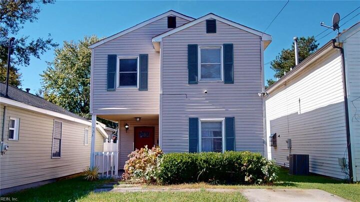 733 Spruce St  Hampton VA 23661 photo