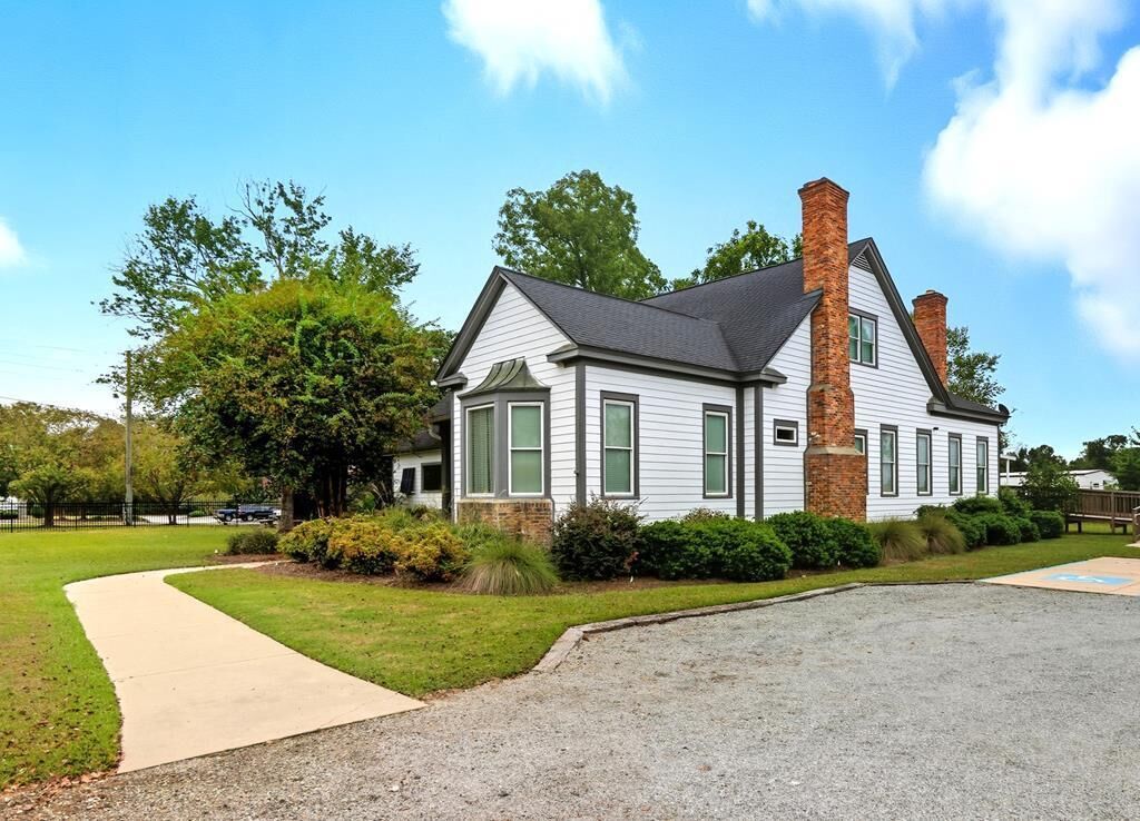 Property Photo:  235 Cedric Street  GA 31763