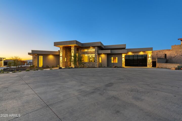 Property Photo:  2431 Dry Creek Court  AZ 86406
