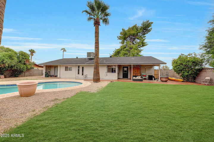 Property Photo:  2802 E Cheryl Drive  AZ 85028