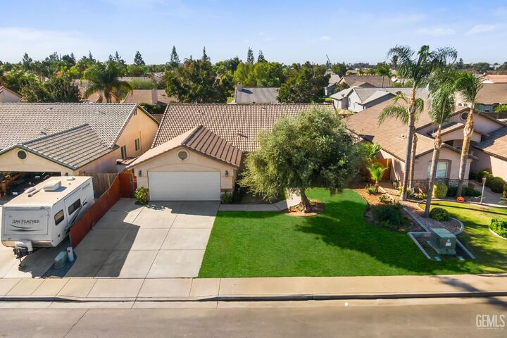 Property Photo:  12603 Grand Teton Drive  CA 93312
