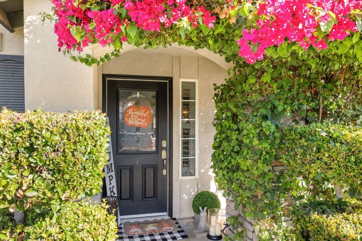 Property Photo:  9804 Anaparno Court  CA 93312