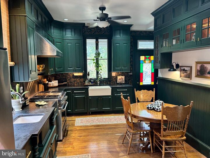 Property Photo:  316 E Washington Street  WV 25414