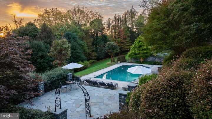 Property Photo:  7506 Lhirondelle Club Road  MD 21204