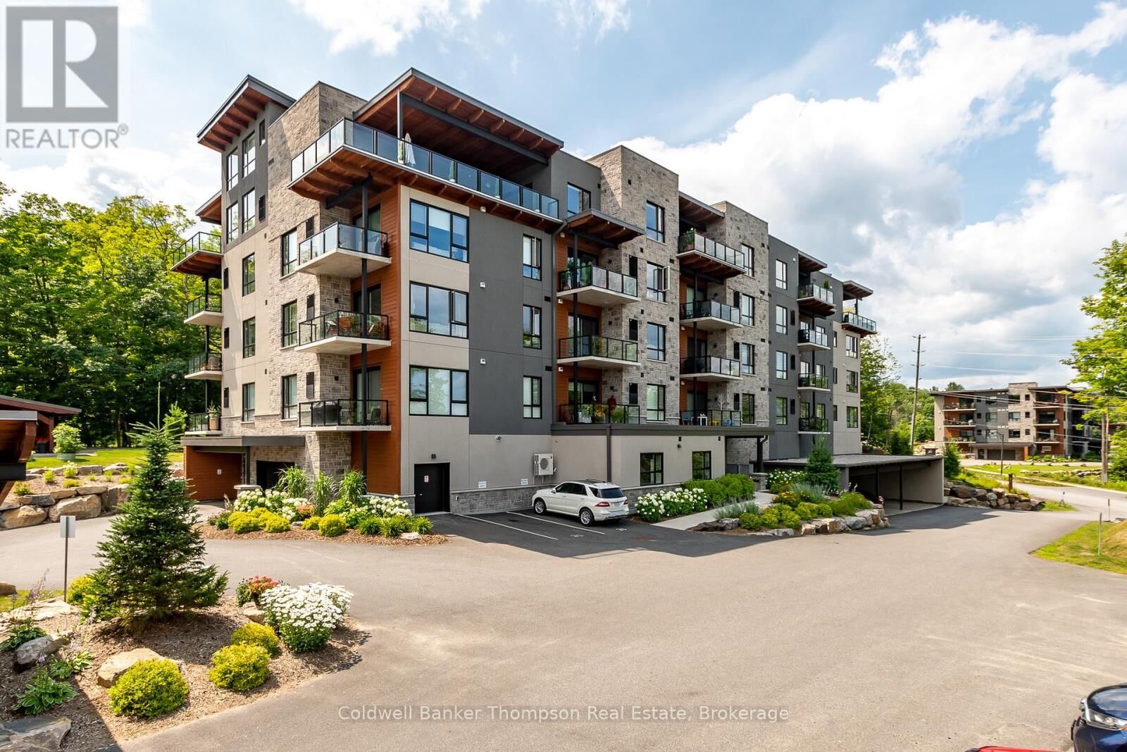 Property Photo:  18 Campus Trail 403  ON P1H 0K2