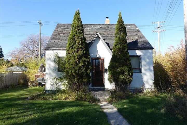 Property Photo:  1105 Waller Avenue  MB R3T 1P4