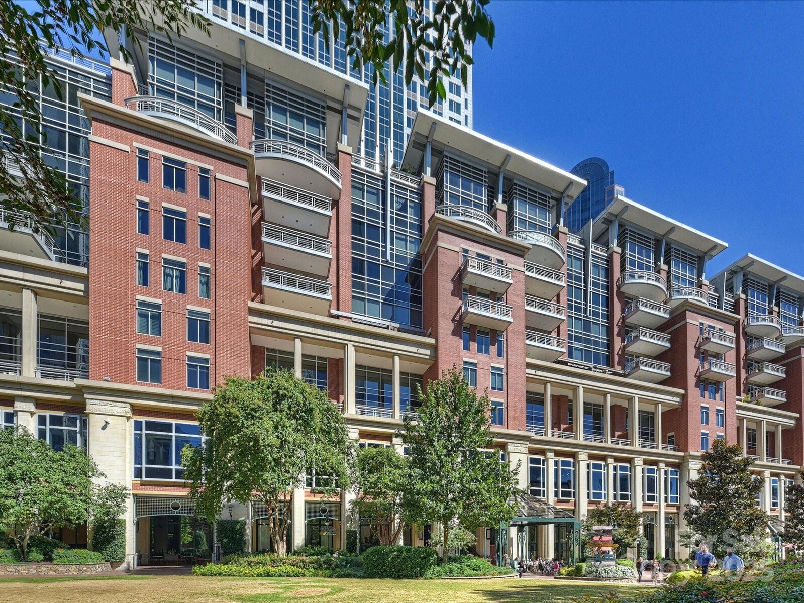 Property Photo:  435 S Tryon Street 307  NC 28202 