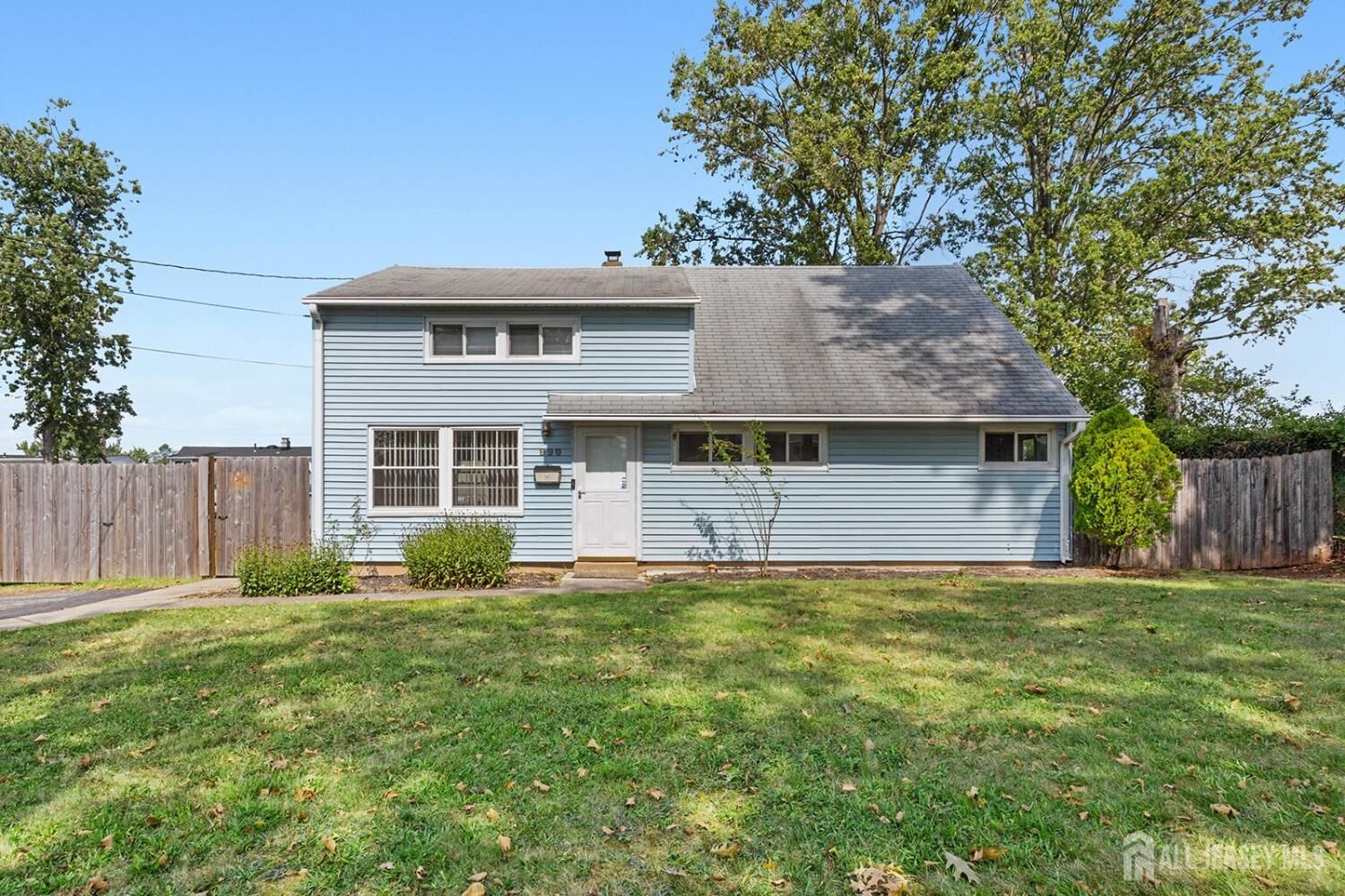 Property Photo:  990 N Rebecca Place  NJ 08830