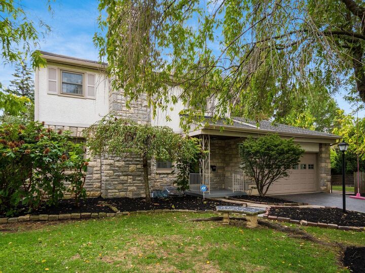 2569 Chester Road  Upper Arlington OH 43221 photo