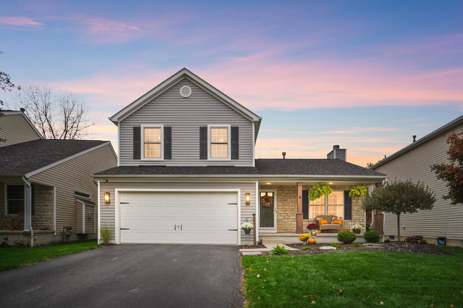 Property Photo:  5484 Genoa Farms Boulevard  OH 43082 