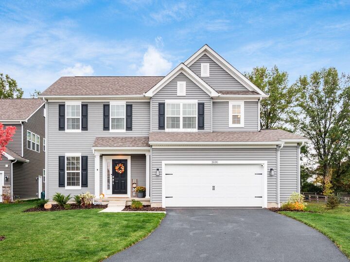 Property Photo: 3696 Old Glory Loop OH 43065