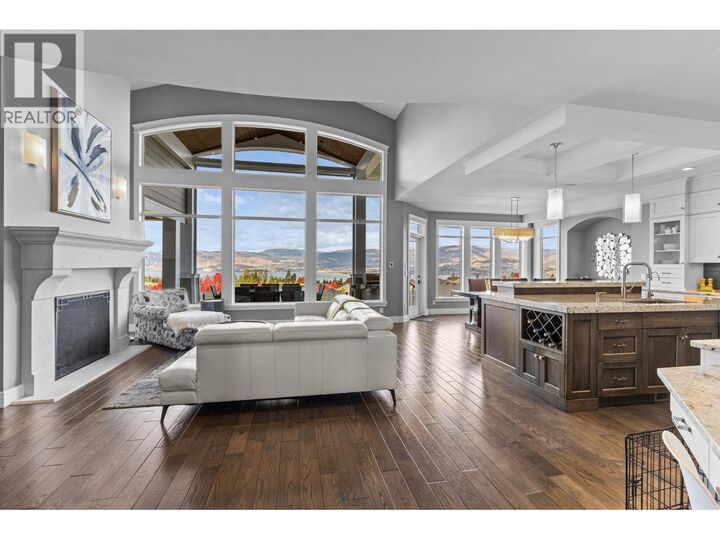 Photo de la propriété:  388 Rindle Court  BC V1W 5G5