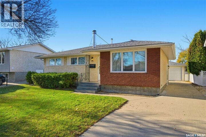 15 Bastedo Crescent  Regina SK S4T 7A3 photo