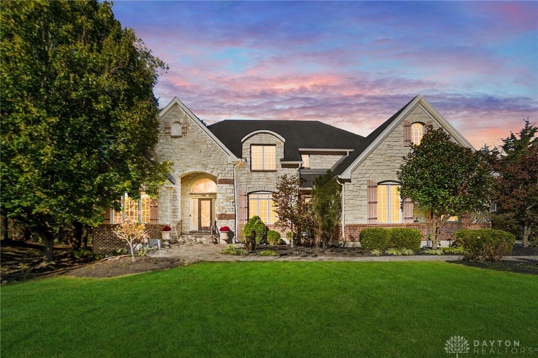 Property Photo: 7491 Country Brook Court OH 45066