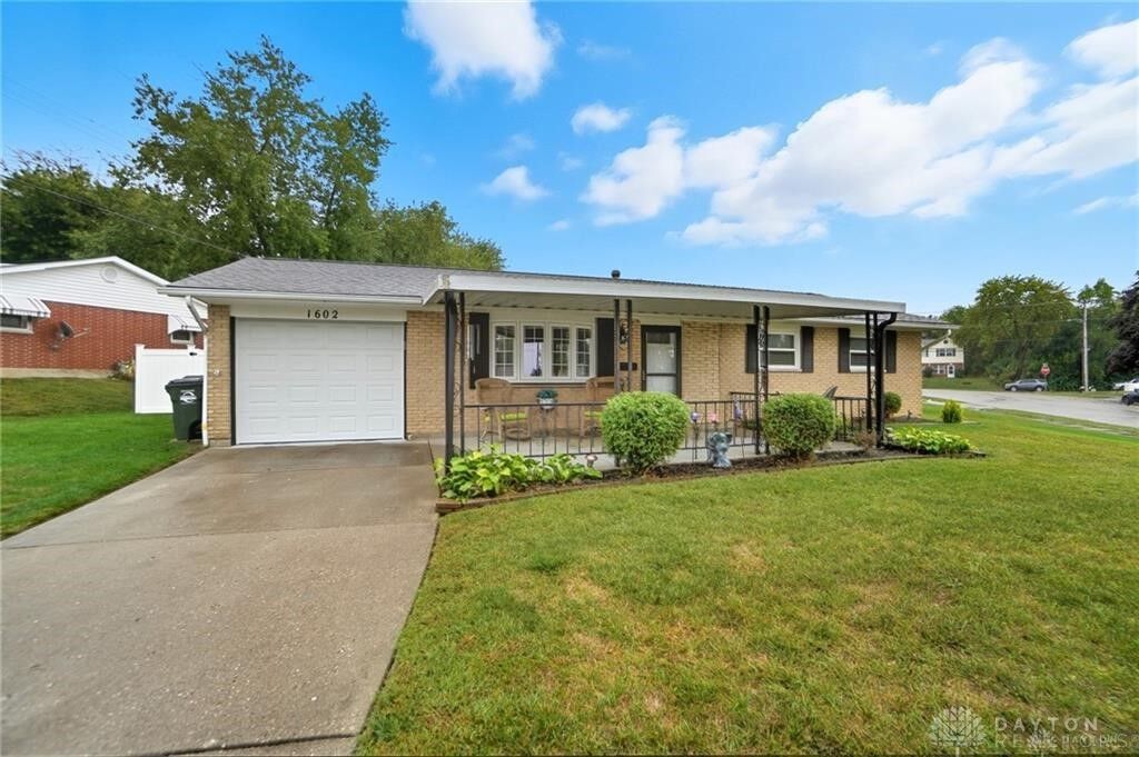 Property Photo:  1602 Phyllis Avenue  OH 45342 