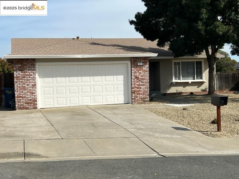 Property Photo: