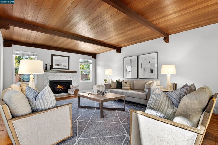 Property Photo:  24 Alden Ct  CA 94598