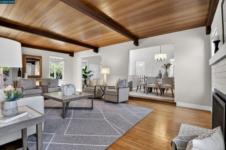 Property Photo:  24 Alden Ct  CA 94598 