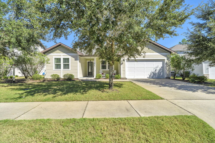 Property Photo: 82 Amadeus Avenue FL 32439