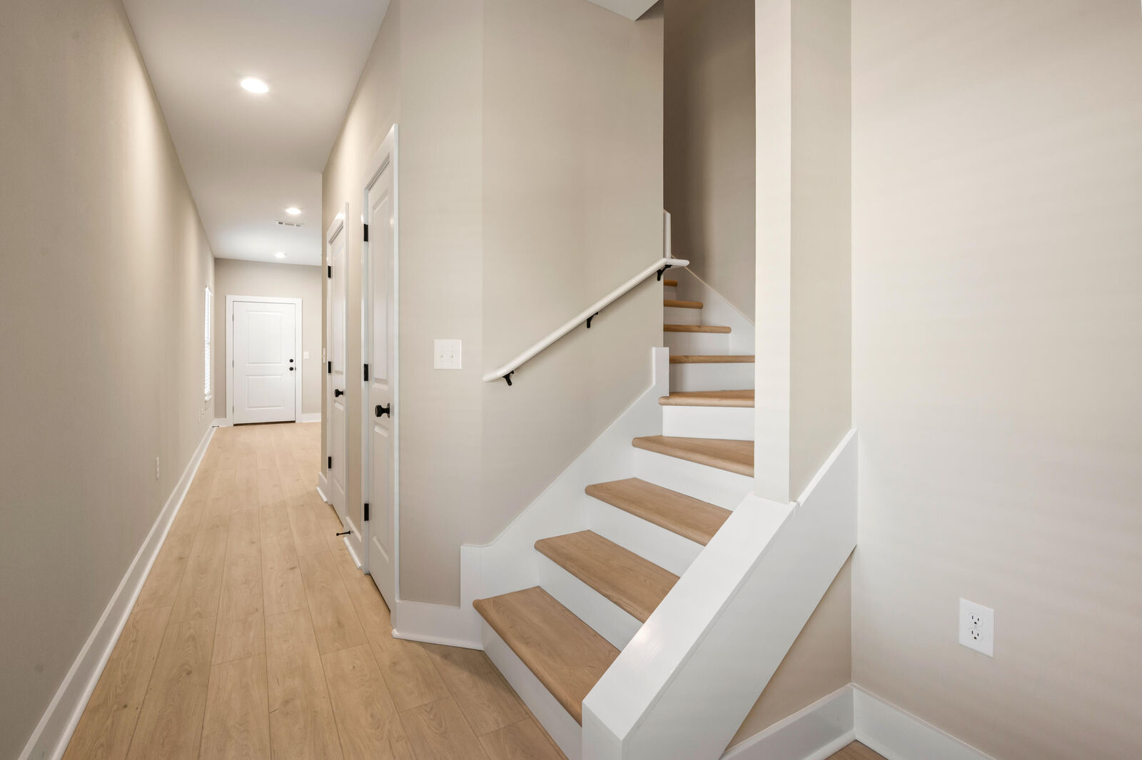 Property Photo: 164 Westview Avenue FL 32580