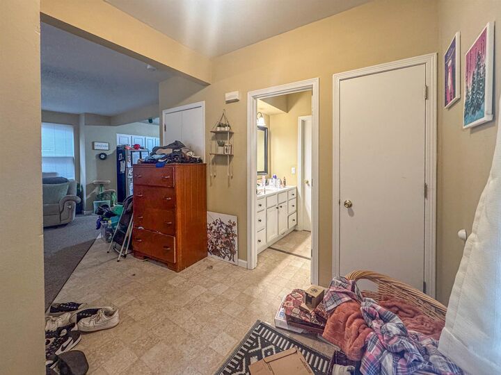 Property Photo:  603 Arlington Street  IA 52001