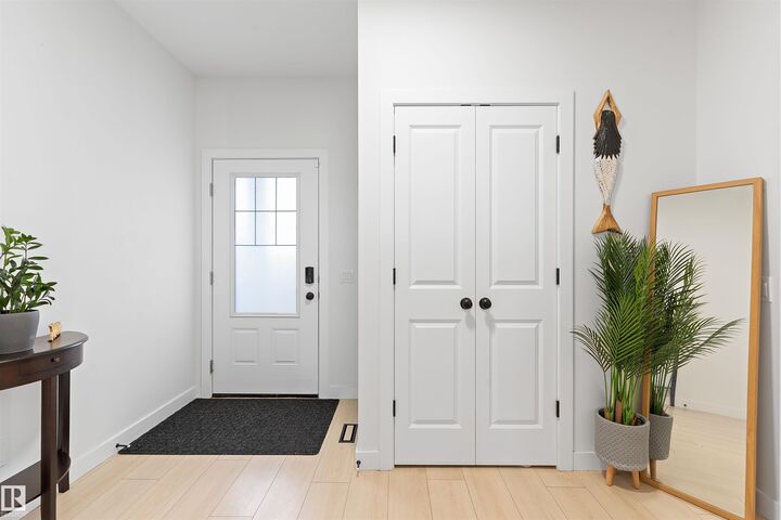 Photo de la propriété:  3427 Craig Landing SW  AB T6W 5B3 