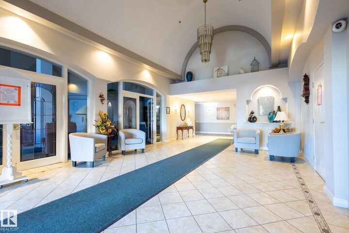 Property Photo: 10935 21 Avenue NW 404 AB T6J 6R3