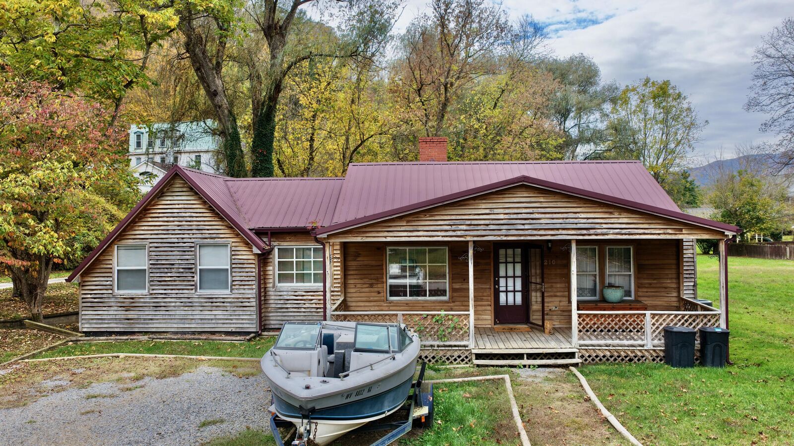 Property Photo:  120 Wickham Street  WV 24910