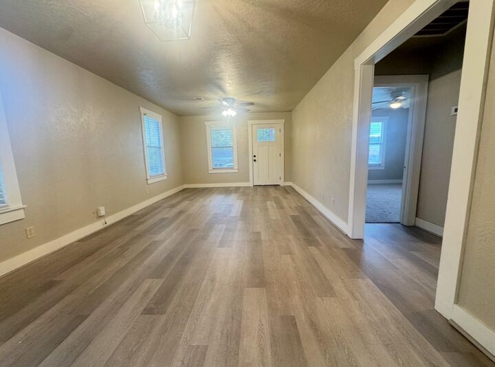 Property Photo:  510 W Sixth Street  TX 77833 