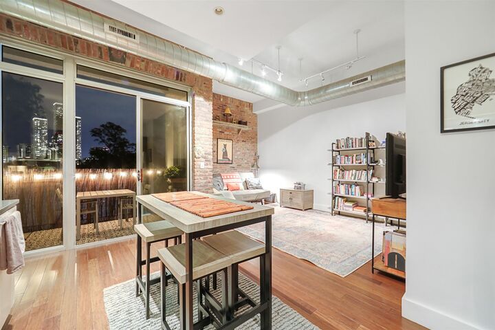 Property Photo: 650 Montgomery St 403 NJ 07306