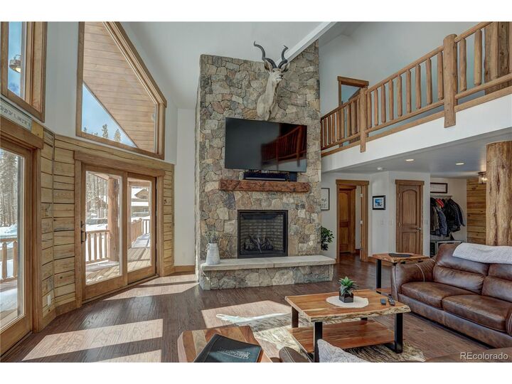 Property Photo:  157 Barton Way  CO 80424