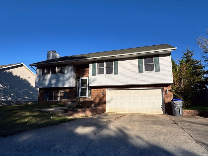 Property Photo:  3206 W Woodhaven Drive  IN 47403