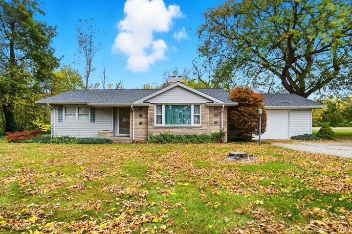 Property Photo:  5048 N US Highway 24 E Road  IN 46750-9505 