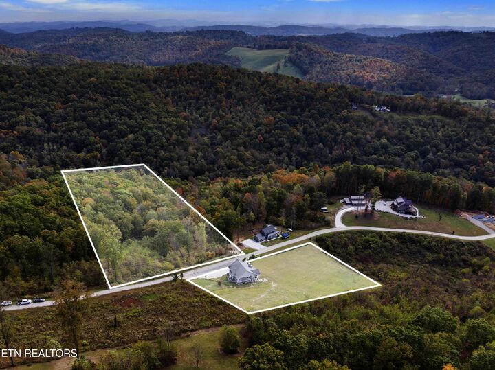 Property Photo: 301 Mountain Way TN 37866