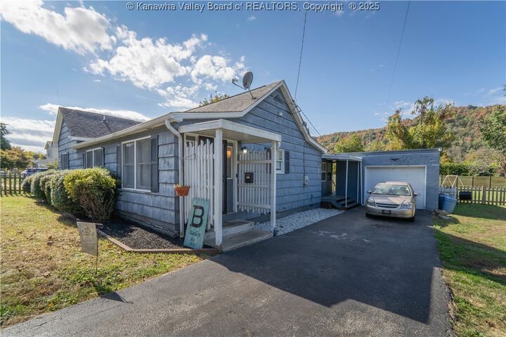 5215 Church Drive  Charleston WV 25306 photo
