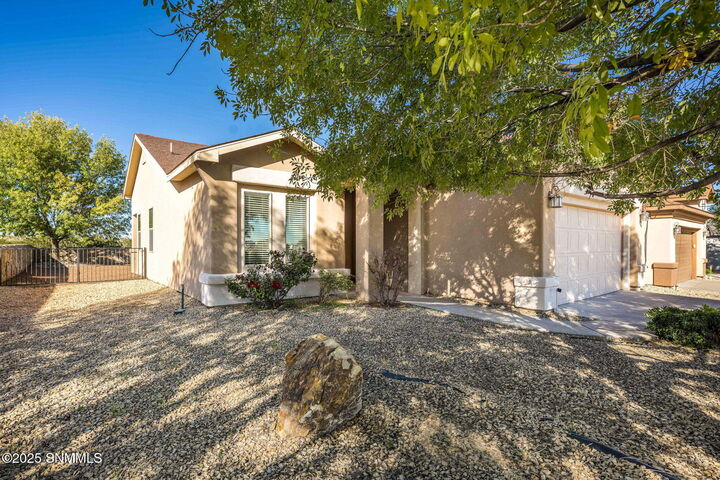 Property Photo: 3713 Vista Belleza Avenue NM 88012