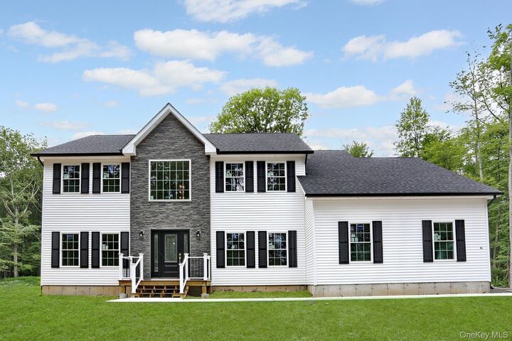 Property Photo:  24 Forest Hills Lane  NY 10963