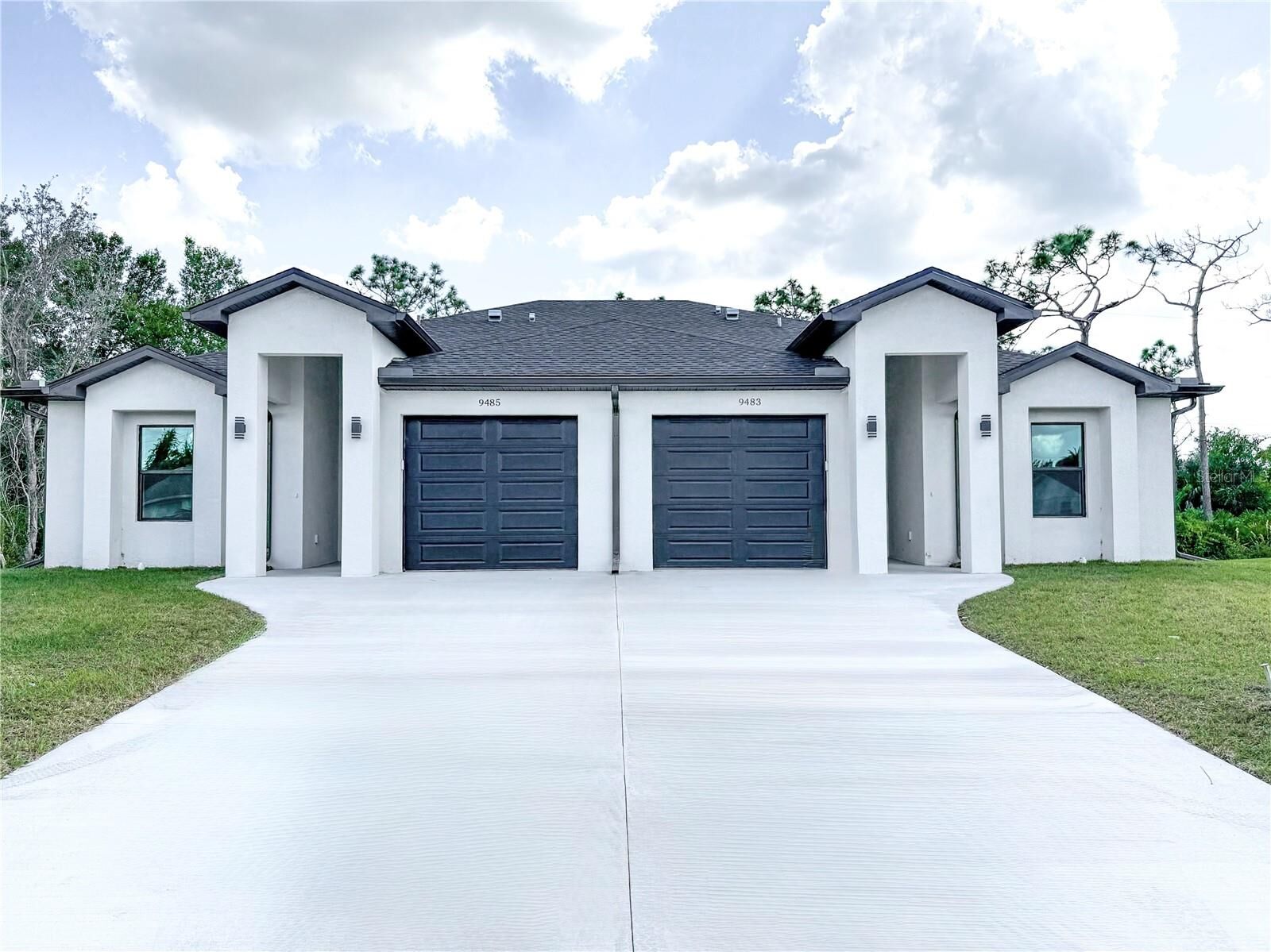 Property Photo:  9483 Tacoma Avenue  FL 34224 