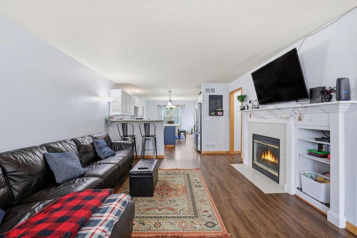Property Photo:  1101 Ellys Way  WI 53086
