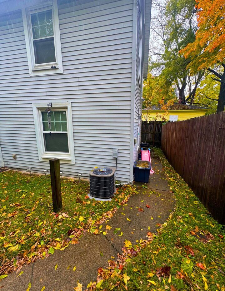 Property Photo:  739 Egleston Avenue  MI 49001