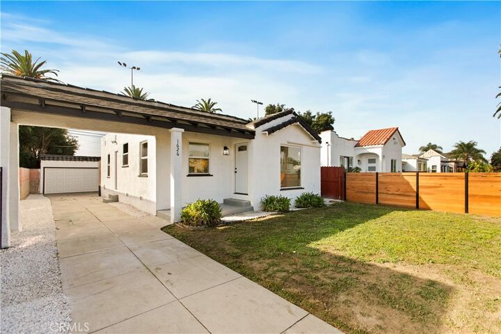 Property Photo:  1626 W 60th Place  CA 90047 