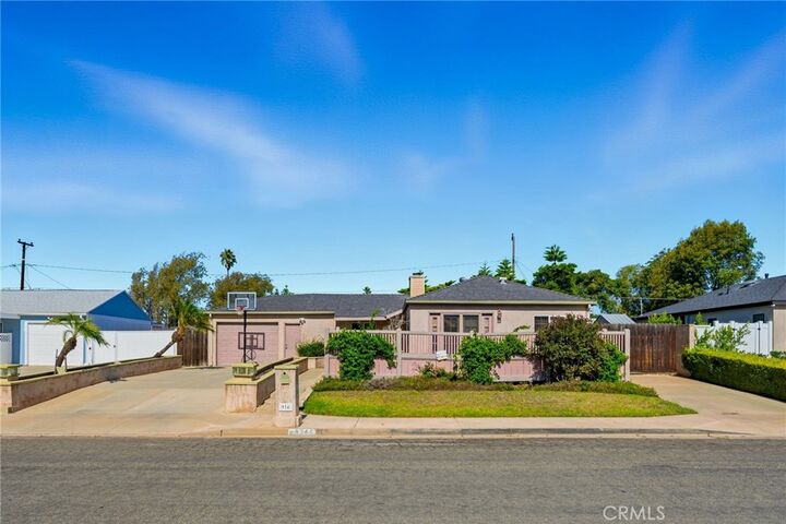 934 Governor Street  Costa Mesa CA 92627 photo