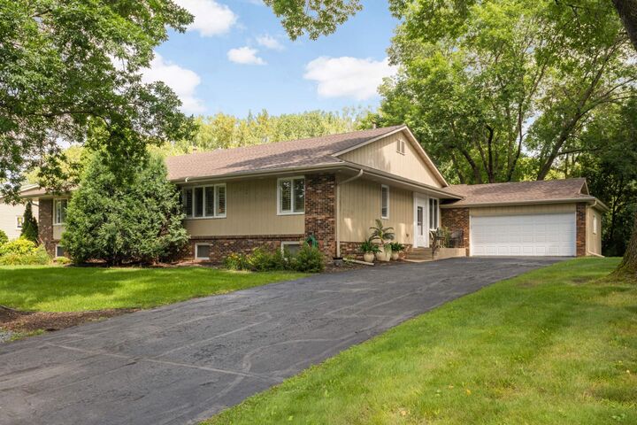 Property Photo:  5315 Malibu Drive  MN 55436