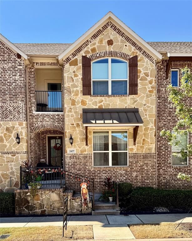 Photo de la propriété:  2437 Gramercy Park Drive  TX 75028