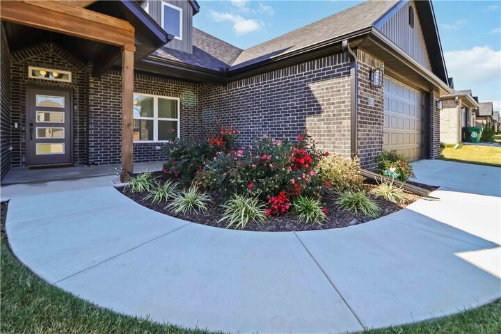 1431 Sessile Oak Way  Bentonville AR 72713 photo