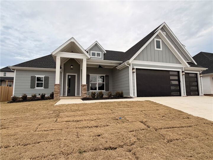 2726 Amaris Avenue  Lowell AR 72745 photo